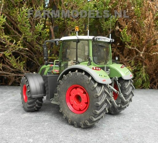 2x Wielgewichten Fendt 724 Schuco  1:32