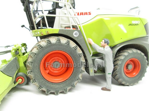 VOORBEELD FOTOS  Rebuilt: Claas Jaguar 980 met Orbis 750 op brede Trelleborg banden 1:32 MargeModels MM1914-R