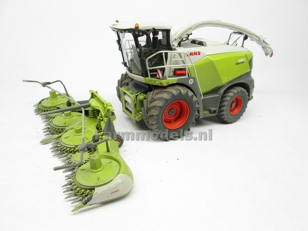 VOORBEELD FOTOS  Rebuilt: Claas Jaguar 980 met Orbis 750 op brede Trelleborg banden 1:32 MargeModels MM1914-R