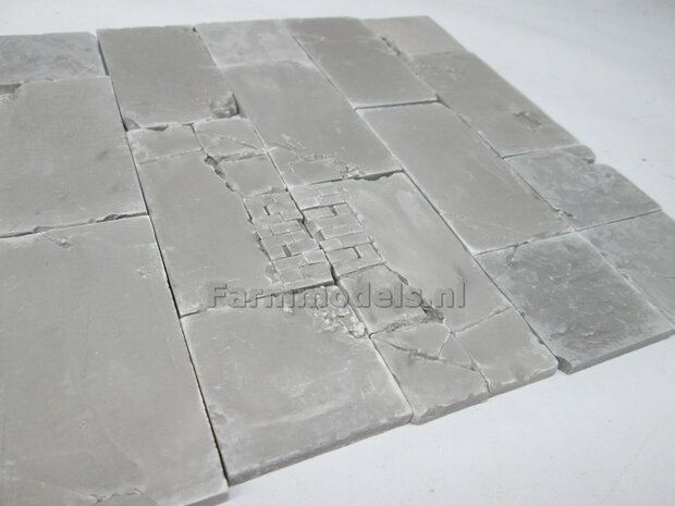 14x Beton platen, afm. 35mm x 70mm x 4 mm hoog Beton Grijs, zeer gedetaileerd 1:32 (23390) Juweela                         