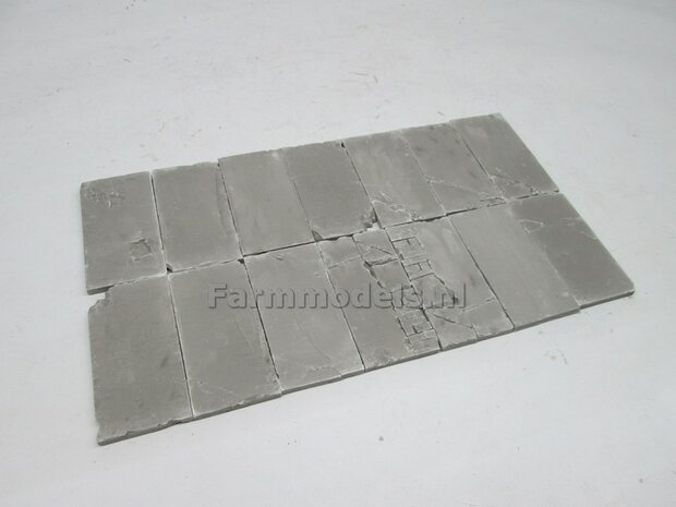 14x Beton platen, afm. 35mm x 70mm x 4 mm hoog Beton Grijs, zeer gedetaileerd 1:32 (23390) Juweela                         