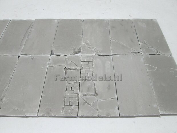 14x Beton platen, afm. 35mm x 70mm x 4 mm hoog Beton Grijs, zeer gedetaileerd 1:32 (23390) Juweela                         