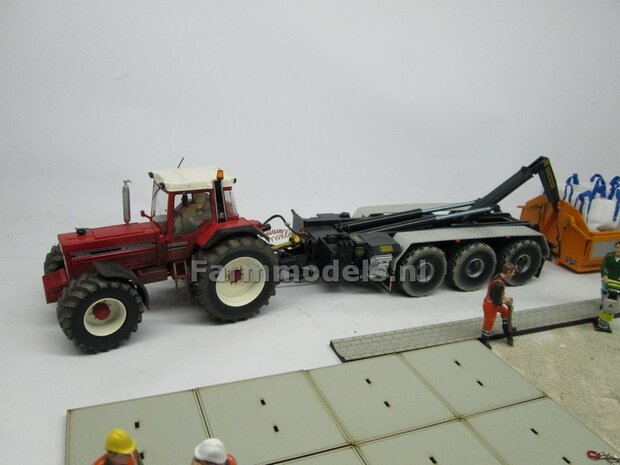 Aluminium Vooras velgen + bredere banden, geschikt voor de WIKING Case &amp; IH 1255 / 1455  (Massieve Aluminium velgen) 1:32            