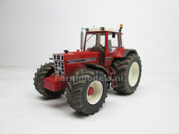 Aluminium Vooras velgen + bredere banden, geschikt voor de WIKING Case &amp; IH 1255 / 1455  (Massieve Aluminium velgen) 1:32            