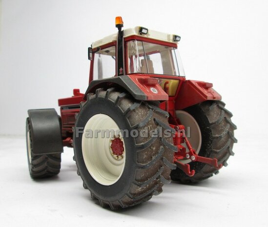 Aluminium Vooras velgen + bredere banden, geschikt voor de WIKING Case &amp; IH 1255 / 1455  (Massieve Aluminium velgen) 1:32            