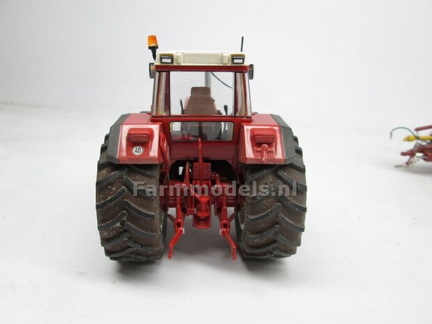 Aluminium Vooras velgen + bredere banden, geschikt voor de WIKING Case &amp; IH 1255 / 1455  (Massieve Aluminium velgen) 1:32            