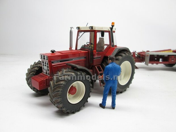 Aluminium Vooras velgen + bredere banden, geschikt voor de WIKING Case &amp; IH 1255 / 1455  (Massieve Aluminium velgen) 1:32            