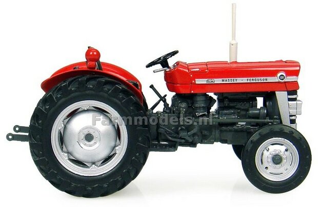 Massey Ferguson 135 Rood zonder cabine 1:32 Universal Hobbies UH2785    