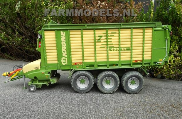 640. Krone ZX 450 Dubbeldoel wagen op Michelin 710/50 R30.5 banden