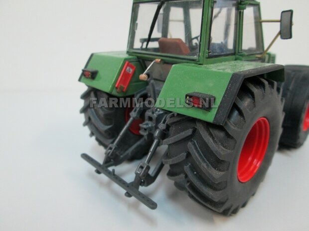 Aluminium achteras velgen met extra brede achteras banden Fendt 615/ 612 Weise Toys + &Oslash;3 mm as + U-profile 1:32   