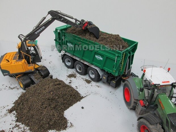 Vaste Mest / Manure, ruim voldoende voor 1-2 grote mestverspreiders 1:32  