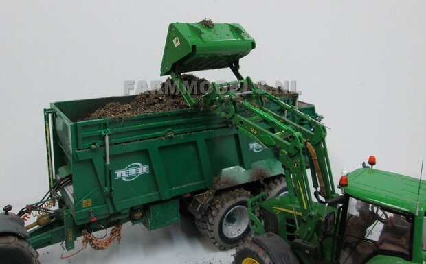 326. John Deere 7430 vaste mest laden