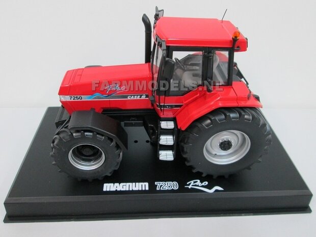 Case-IH Magnum 7250 PRO 4WD Europese versie 1:32 Replicagri REP090  