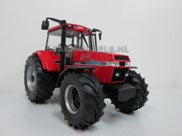 Case-IH Magnum 7250 PRO 4WD Europese versie 1:32 Replicagri REP090  