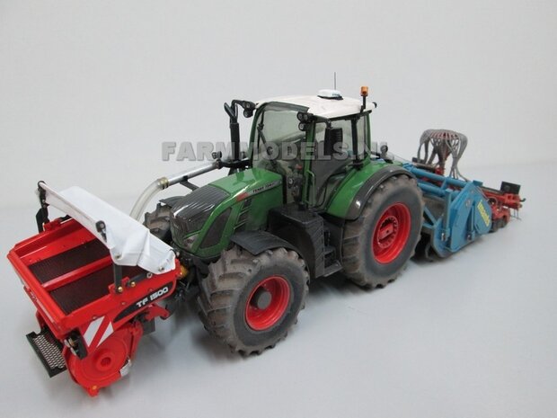 042. Fendt 724 met Imants spitter en Kuhn zaaicombinatie 1:32