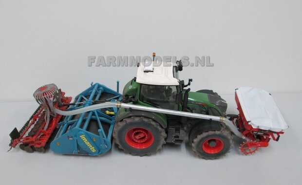 042. Fendt 724 met Imants spitter en Kuhn zaaicombinatie 1:32