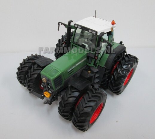 169. Fendt 926 Gen I rondom dubbellucht 1:32