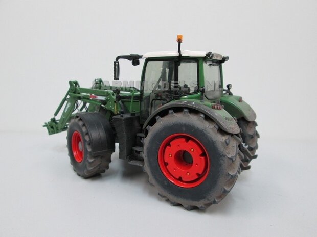 043 Fendt 724 met demontabel dubbellucht, en vele nieuwe (banden) opties 1:32