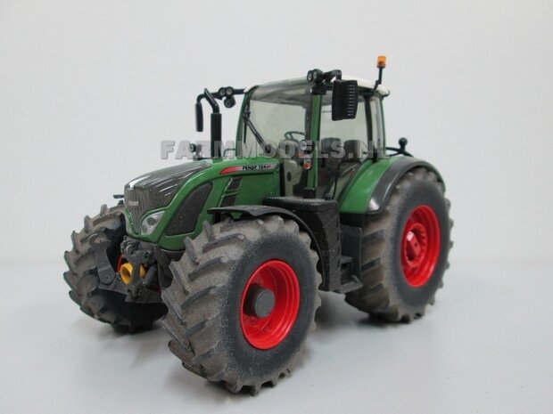 043 Fendt 724 met demontabel dubbellucht, en vele nieuwe (banden) opties 1:32