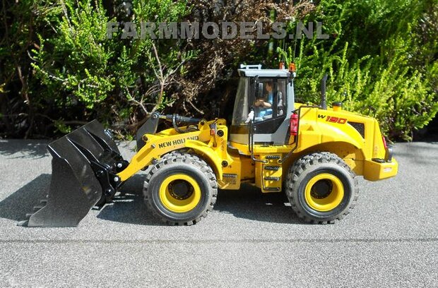 920. New Holland shovel, schaal 1:32 ,