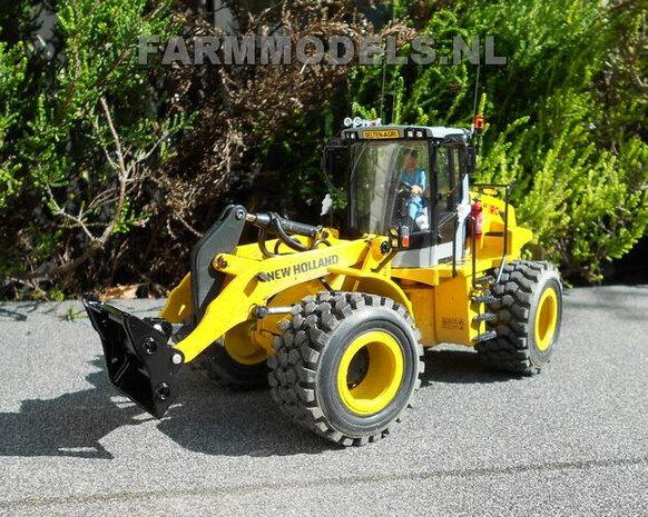 920. New Holland shovel, schaal 1:32 ,