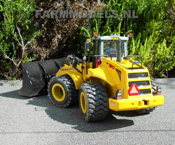 920. New Holland shovel, schaal 1:32 ,