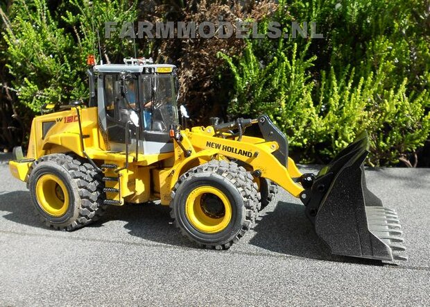 920. New Holland shovel, schaal 1:32 ,