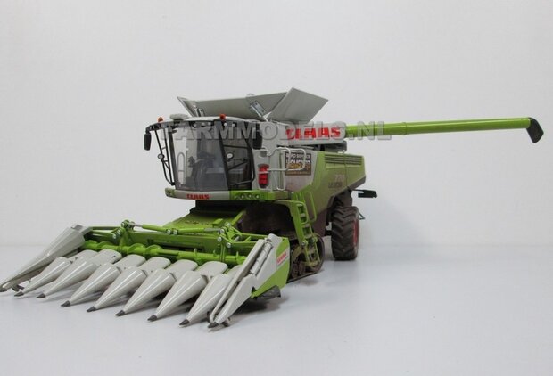 406. Vervuilde look op Claas Lexion 770 met 8 rijer kolvenplukker Wiking