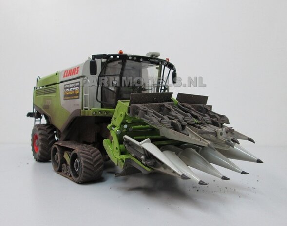 406. Vervuilde look op Claas Lexion 770 met 8 rijer kolvenplukker Wiking