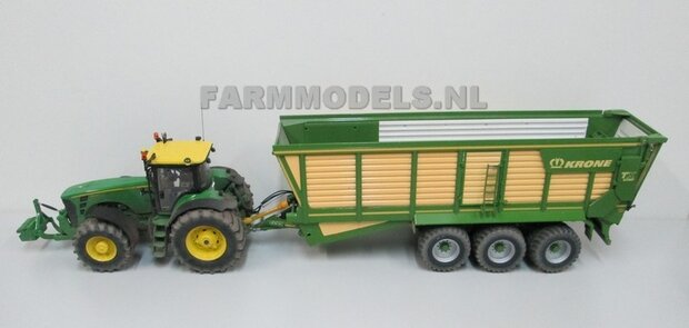 336. John Deere 8530 ploegen met Krone TX silagewagen