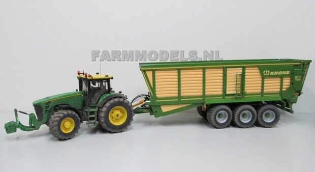 336. John Deere 8530 ploegen met Krone TX silagewagen