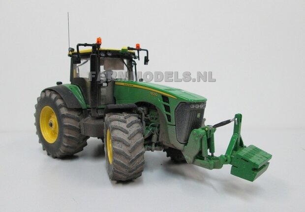 336. John Deere 8530 ploegen met Krone TX silagewagen