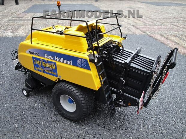 545. New Holland pers verbouwd