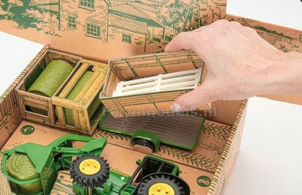 Farm in a Box Playset John Deere 1:32 Britains BR43257