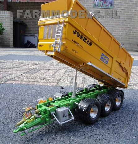 513. Joskin kiepers met Farmmodels opzetschotten en Michelin Cargo XBib 710/50 banden 