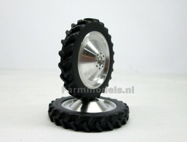 Vooras Fendt Xylon 522/524 Cultuur set Aluminium velg met Band (Massieve Aluminium velgen) 1:32