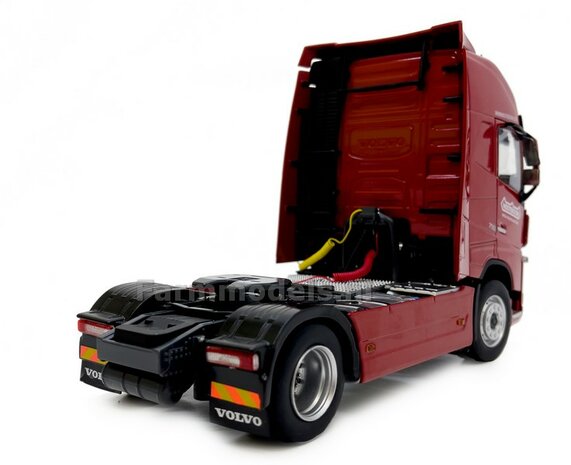 NOOTEBOOM RED 2 Axle Volvo FH16 incl. gratis set Wielkeggen 1:32 Marge Models MM1810-03-01 LAST ONES