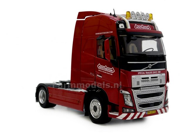 NOOTEBOOM RED 2 Axle Volvo FH16 incl. gratis set Wielkeggen 1:32 Marge Models MM1810-03-01 LAST ONES