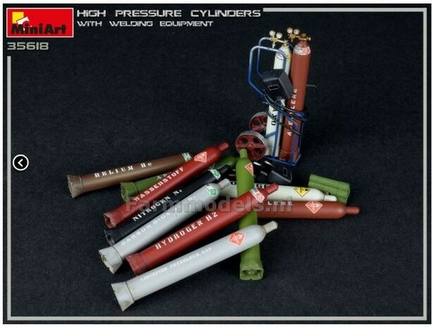 High Pressure Cylinders with Welding Equipment Bouwkit 1:35 (past perfect bij 1:32), MiniArt 35618 