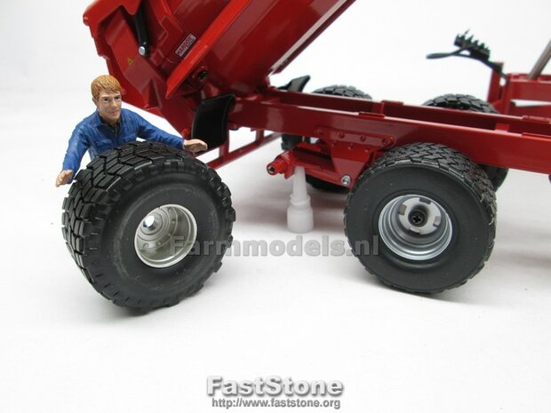 New tires for Krampe Half Pipe HP20, 1:32 Wiking EXAMPLE/ Voorbeeld foto&#039;s