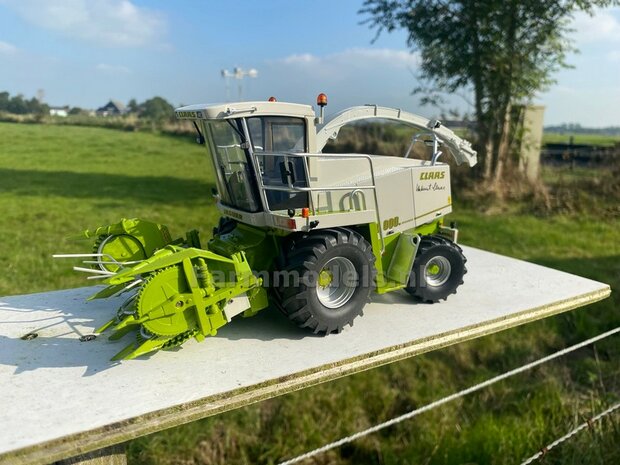 Brede (vooras) banden &Oslash; 58 mm + aluminium velgen geschikt voor o.a. de Claas Jaguar 860/ 880 UH   1:32                           