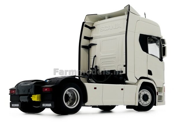 WHITE SCANIA R500 4x2 White 1:32 MargeModels MM2014-01