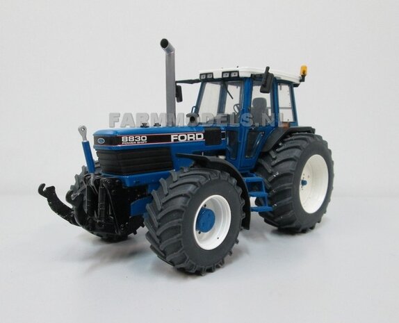 MONTAGE FOTO&#039;S ACHTERAS FORD TW en 8730/ 8830 serie MargeModels
