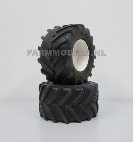 2x Michelin 1050 Band &Oslash; 61.5 mm Oprek Groot + aluminium velgen, geschikt voor o.a. New Holland T7.270 van ROS 1:32                   