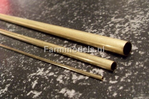 Messing buis 0.6 mm x 0.4 mm x 305 mm (3 stuks) MBT06 