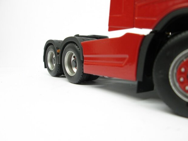 OMBOUW KIT stuur-as naar VASTE LIFT-AS + chassis deel t.b.v. VOLVO FH16 MarGe Models  BOUWKIT 1:32 (HTD)