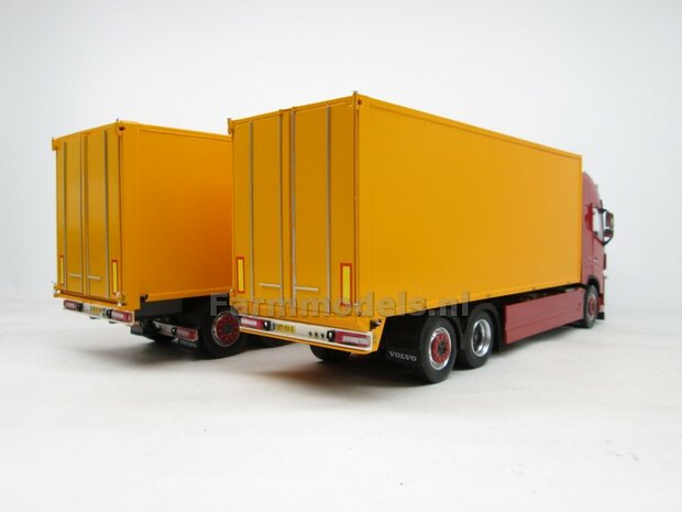 Bakopbouw 90x82.5x235mm met normale openslaande deuren Universeel t.b.v. vrachtwagen Chassis BOUWKIT  1:32   (HTD)