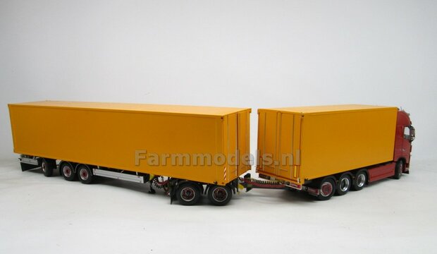 Bakopbouw 90x82.5x235mm met normale openslaande deuren Universeel t.b.v. vrachtwagen Chassis BOUWKIT  1:32   (HTD)