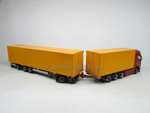 Bakopbouw 90x82.5x235mm met normale openslaande deuren Universeel t.b.v. vrachtwagen Chassis BOUWKIT  1:32   (HTD)