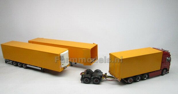 Bakopbouw 90x82.5x235mm met normale openslaande deuren Universeel t.b.v. vrachtwagen Chassis BOUWKIT  1:32   (HTD)